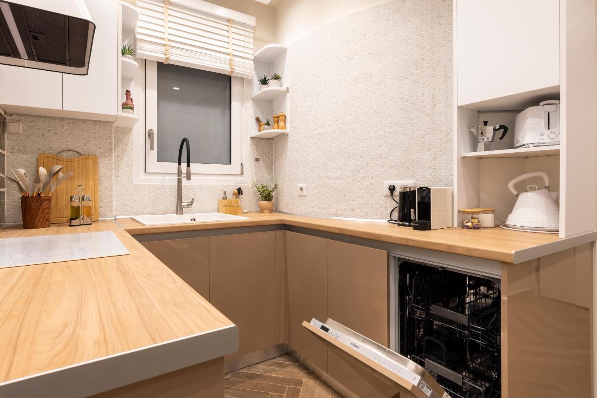 Studio Flat 21 At Evangelismos Metro Stn أثينا المظهر الخارجي الصورة